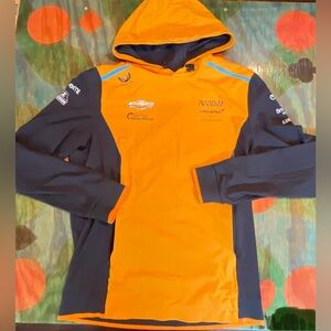 Castore Arrow McLaren IndyCar Team Unisex Hoodie Medium Papaya Yellow Black Pato